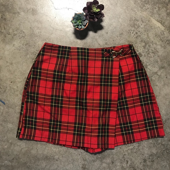 Dresses & Skirts - Vintage Plaid Skort